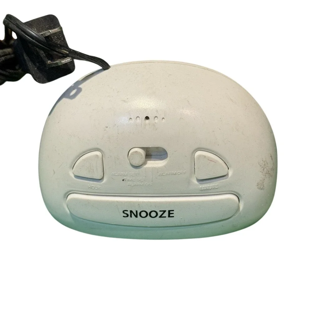 Sharp‎ Digital Alarm Clock White SPC033A Red LED Display Snooze AC Powered
